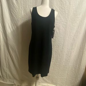 Black sleeveless dress
